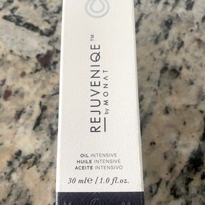 MONAT Rejuveniqe Intesive Oil